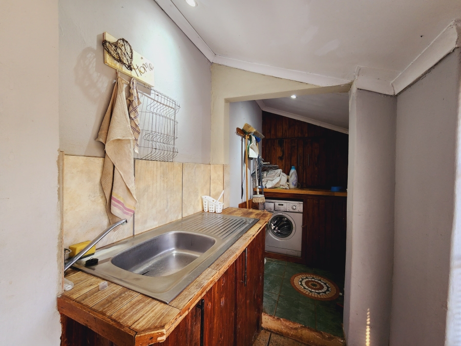 7 Bedroom Property for Sale in Potchefstroom Rural North West